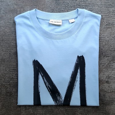 Camiseta Martes azul oversize